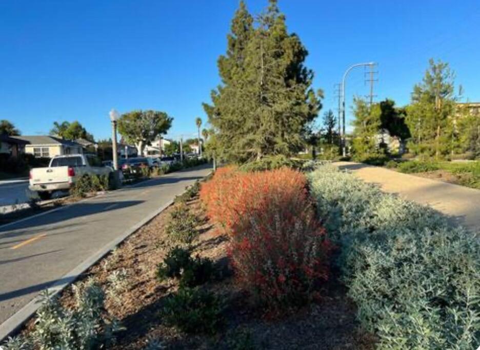 Adorable 2br-2ba House With Ev & Free Parking And Family Friendly In Angeles *