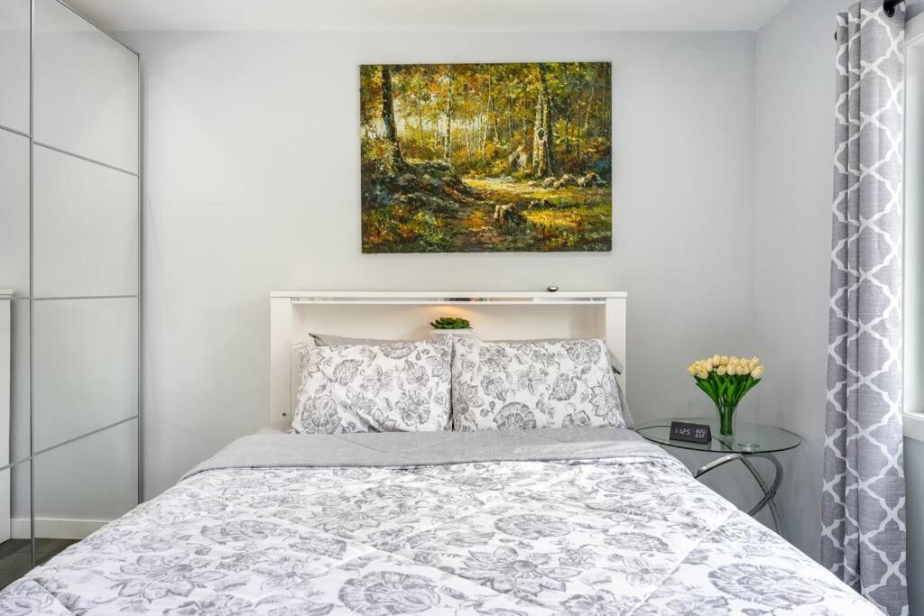 Holiday home Adorable 2br-2ba House With Ev & Free Parking And Family Friendly In Angeles