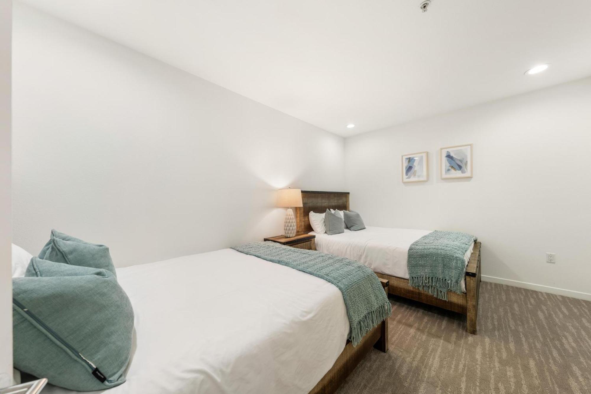 Harbor Views Retreat By Venice In Marina Dr *