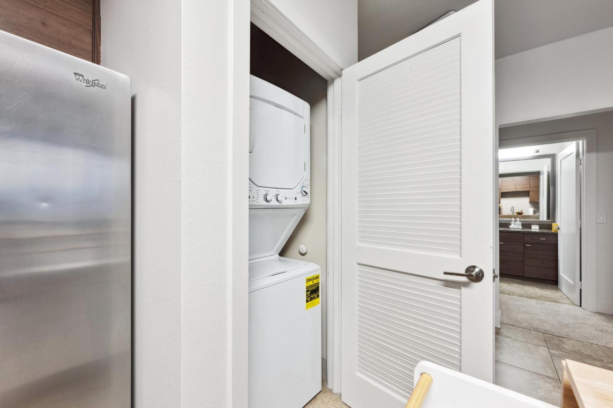 Apartment Serene 1bd Getaway In Mdr! Pool And Free Parking
