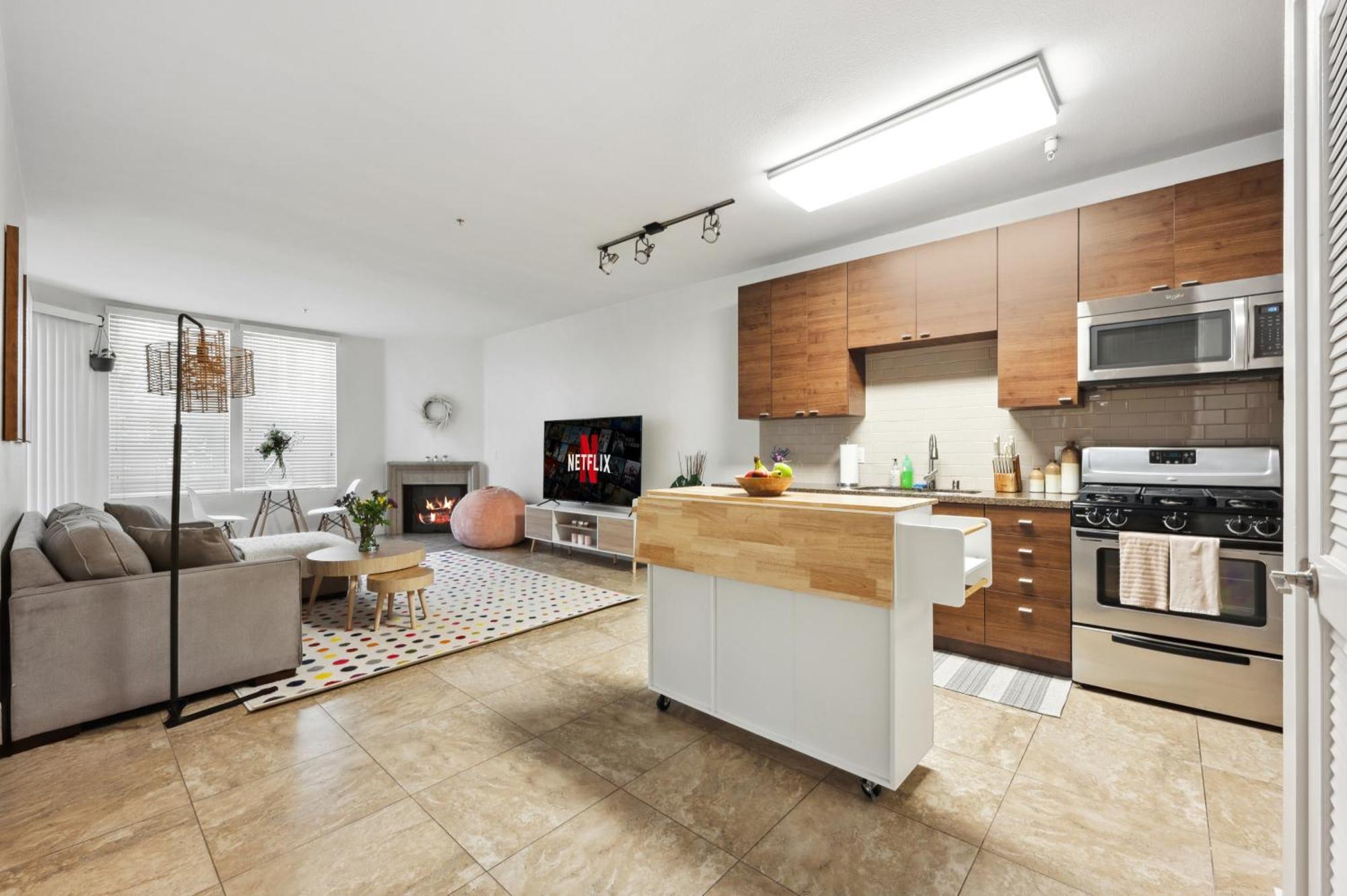 Serene 1bd Getaway In Mdr! Pool And Free Parking Apartment *