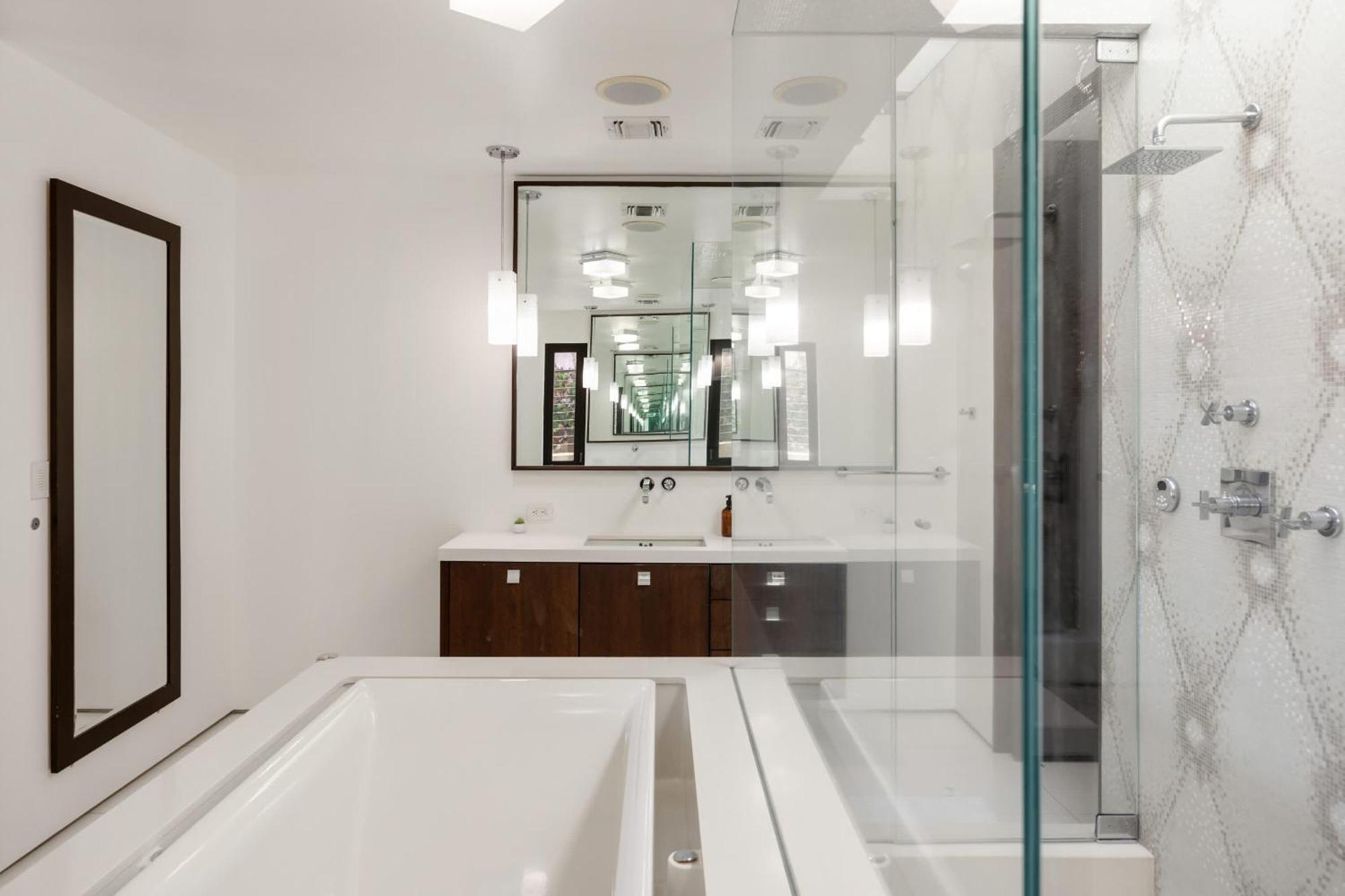New Listing The Skyline By Colby & Conrad Los Angeles