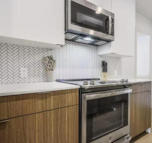 Modern Marina Escape With Harbor Views * Los Angeles