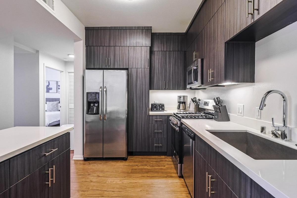 For Everyone! Huge 4br Townhouse In Venice * Los Angeles