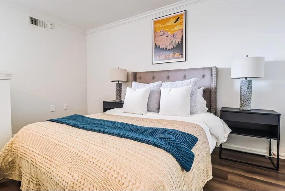 Apartment For Everyone! Huge 4br Townhouse In Venice *
