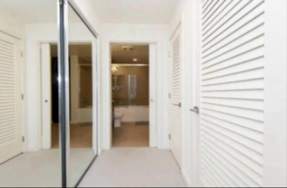 Stunning 2br Penthouse Patio & View Venice Mdr Apartment *