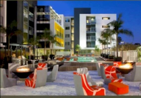 Apartment Stunning 2br Penthouse Patio & View Venice Mdr *