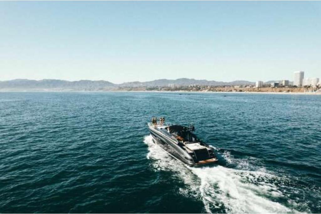 Holiday home Riva Virtus 65 Yacht Trip W Captain Overnight 2812 Los Angeles