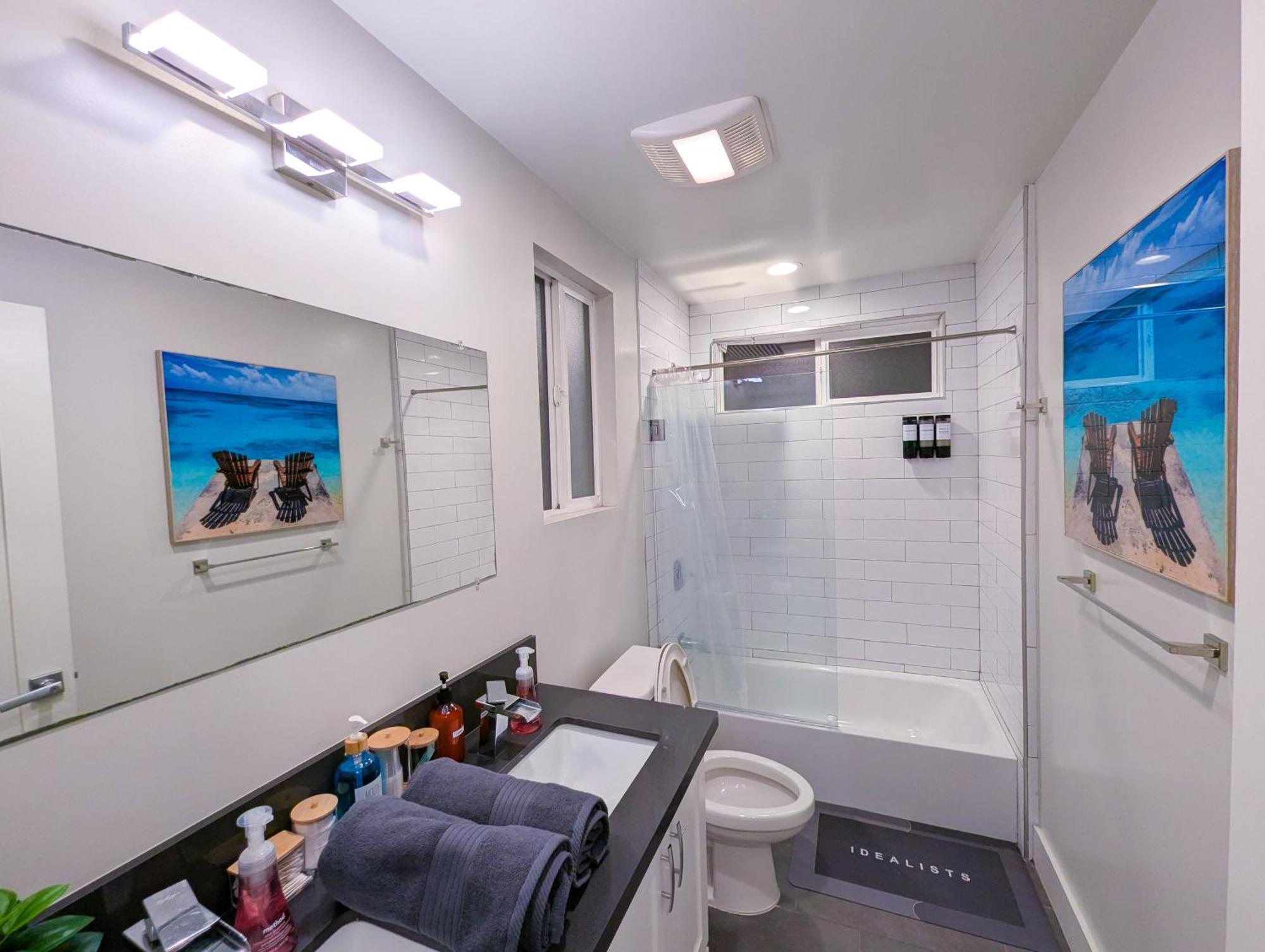 North Hollywood Apartment *