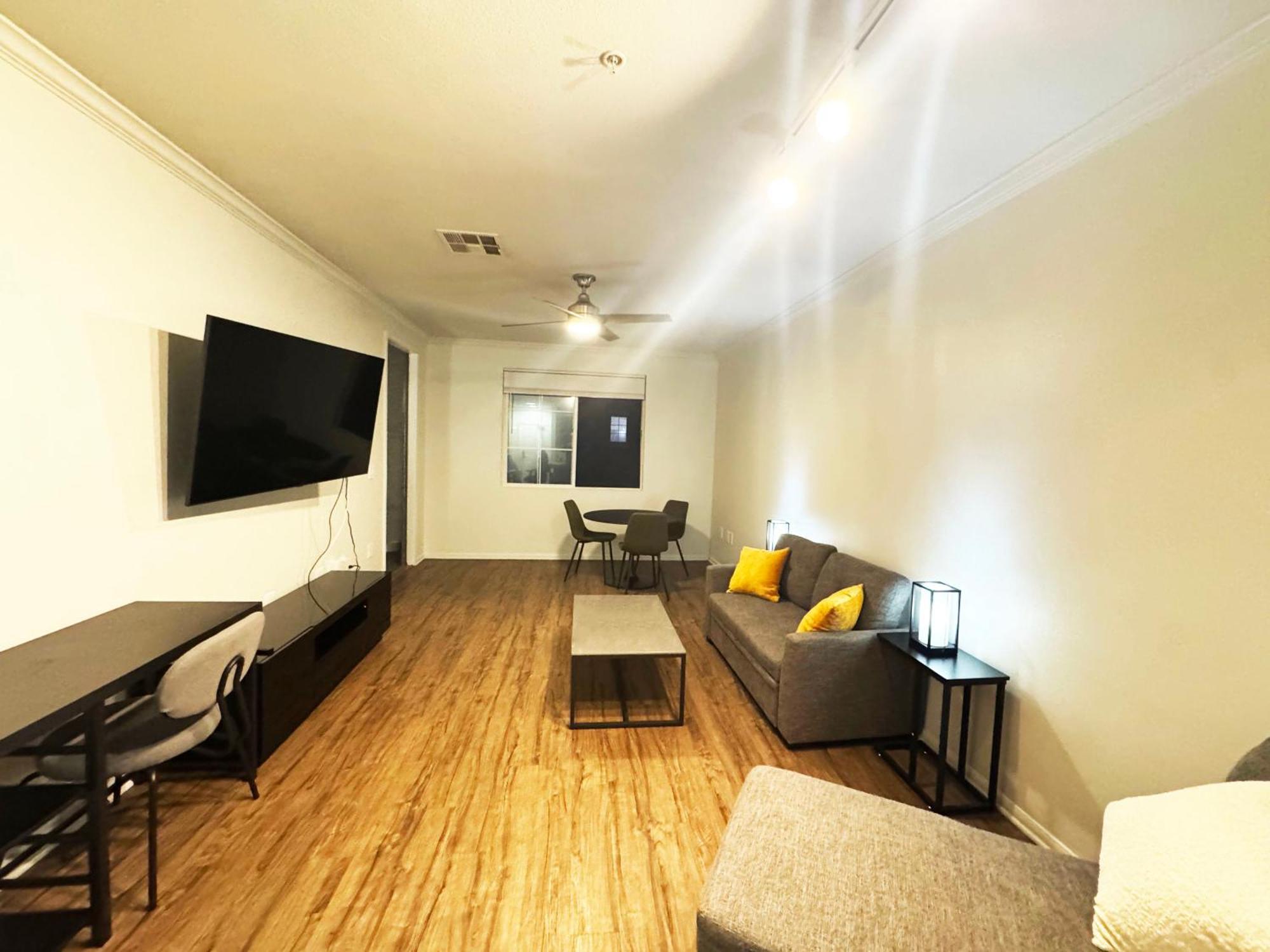 Apartment Mdr Los Angeles