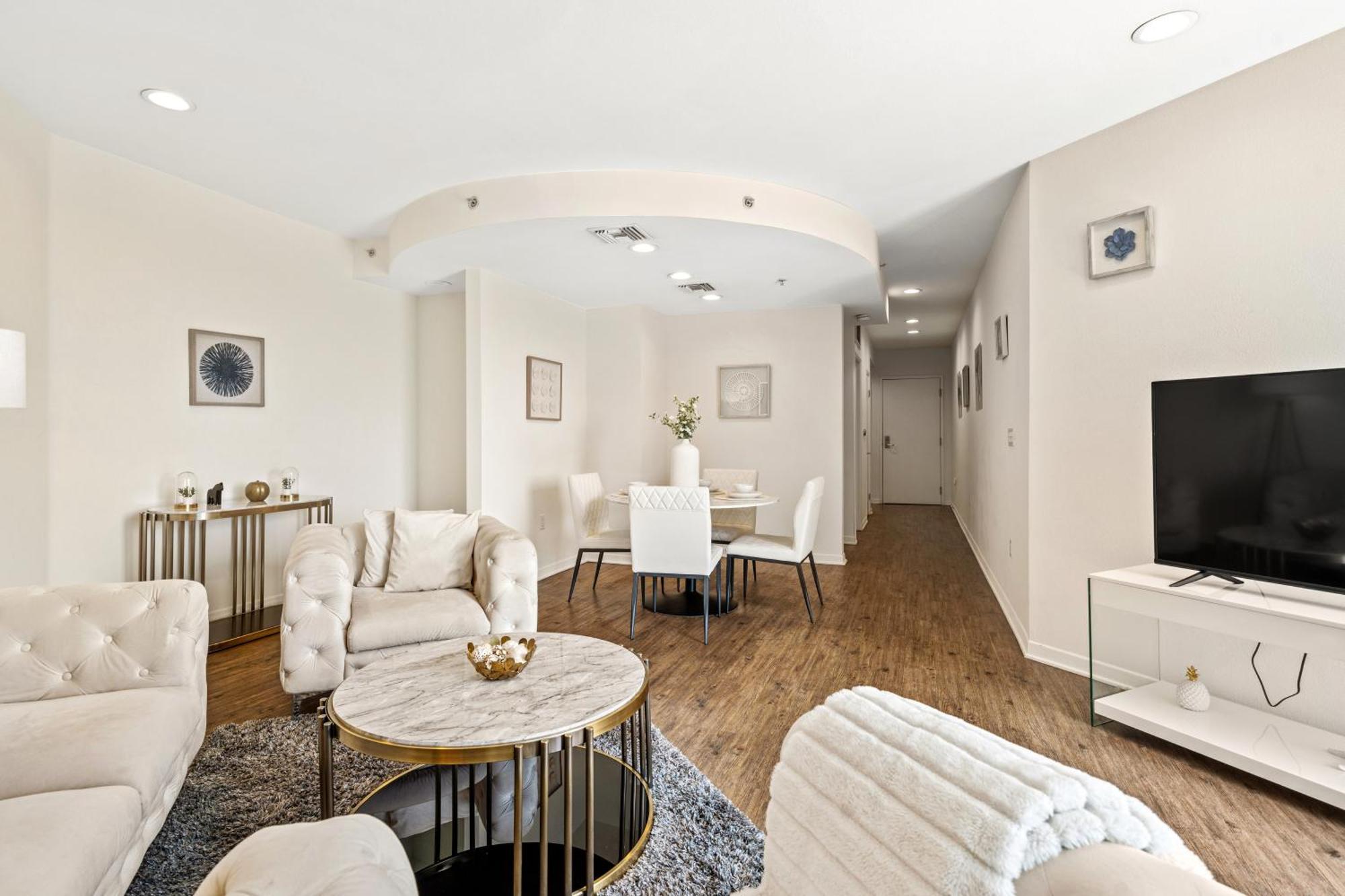 Venice Marina Water Front Luxury Apartment Los Angeles