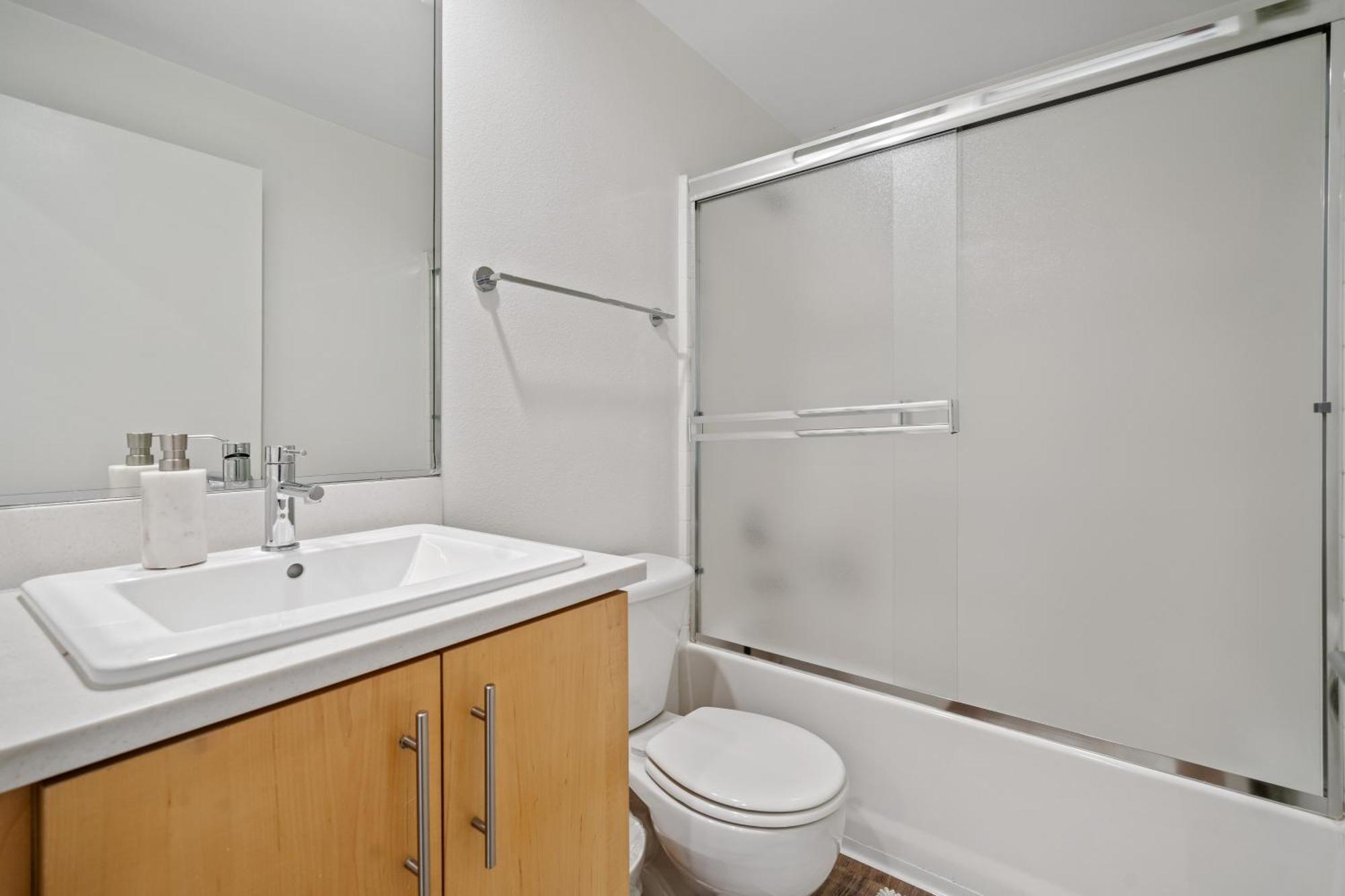Venice Marina Water Front Luxury Apartment