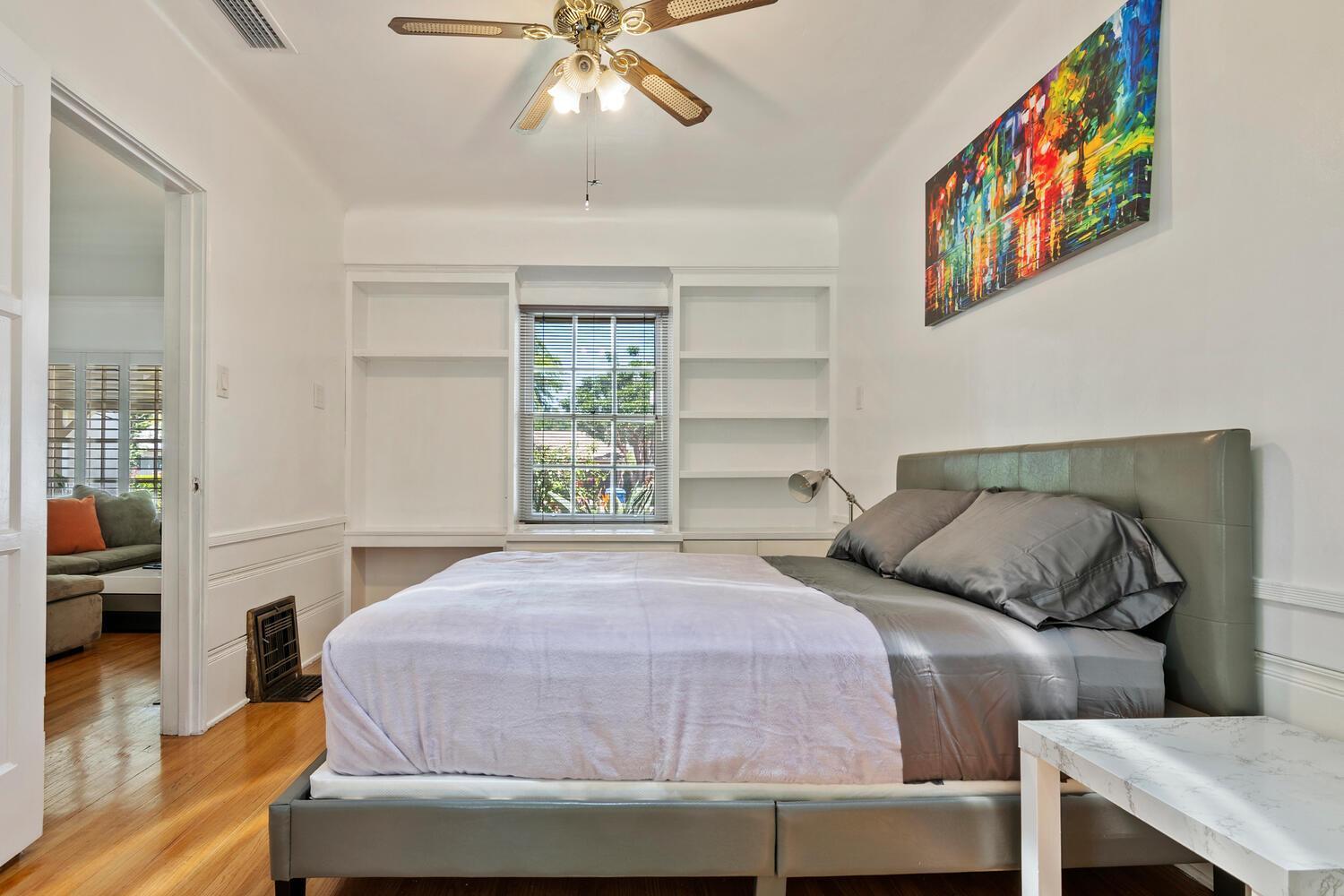 Luxury Piano In Near Universal & Hollywood For 8 *