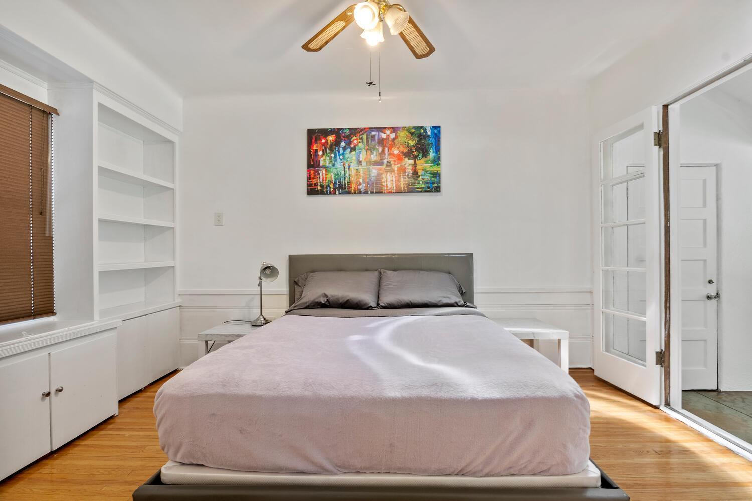 Luxury Piano In Near Universal & Hollywood For 8 Villa