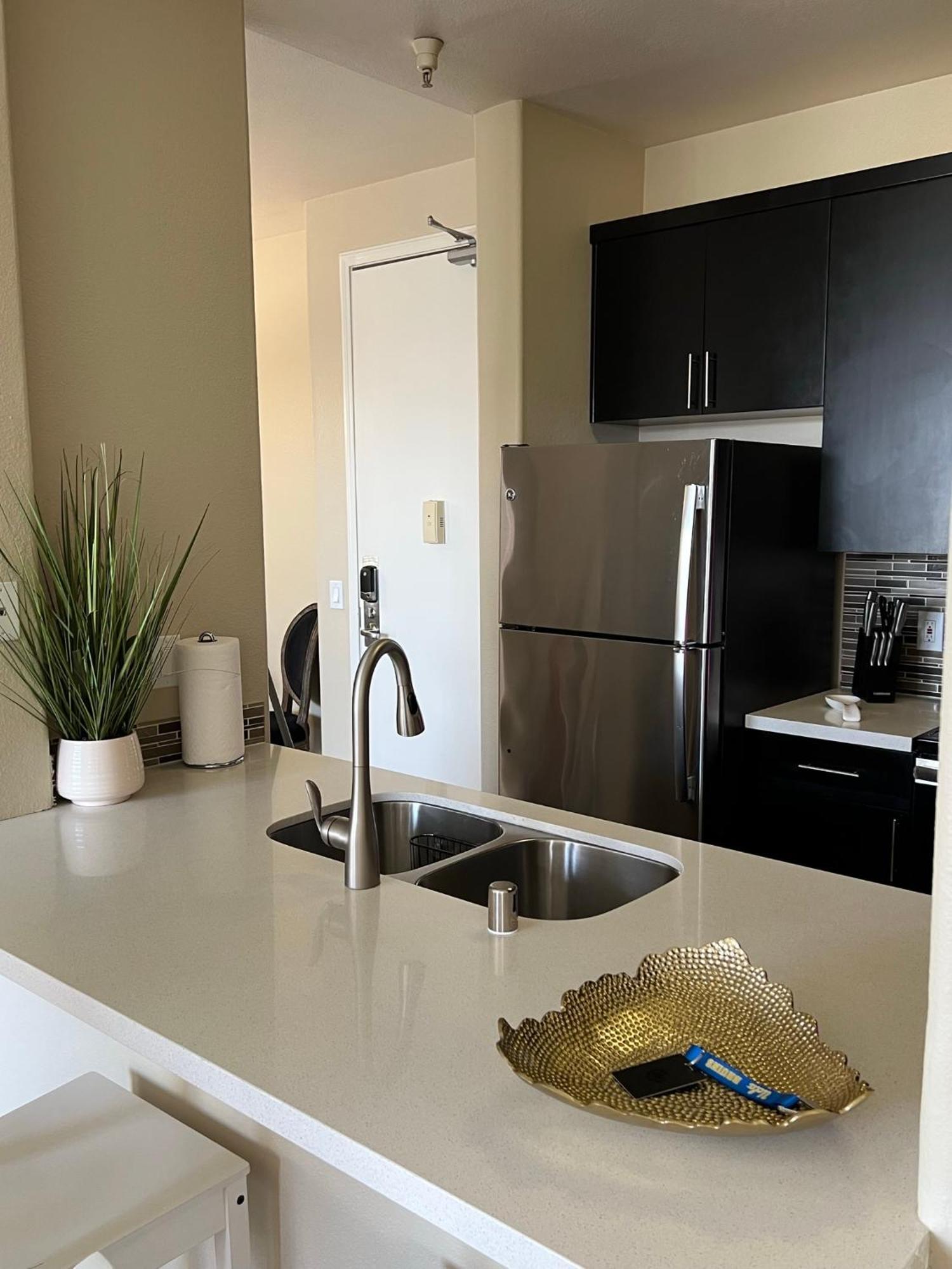 Apartment Hublife Your Private Oasis In The Heart Of Marina Del Rey *