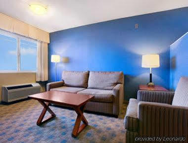 Travelodge By Wyndham Culver Los Angeles