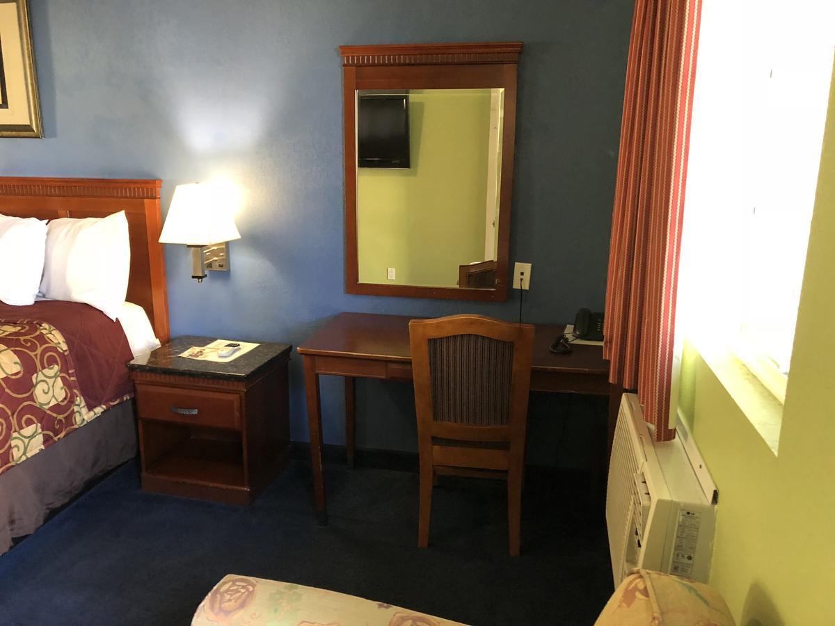 Motel Encore 2*
