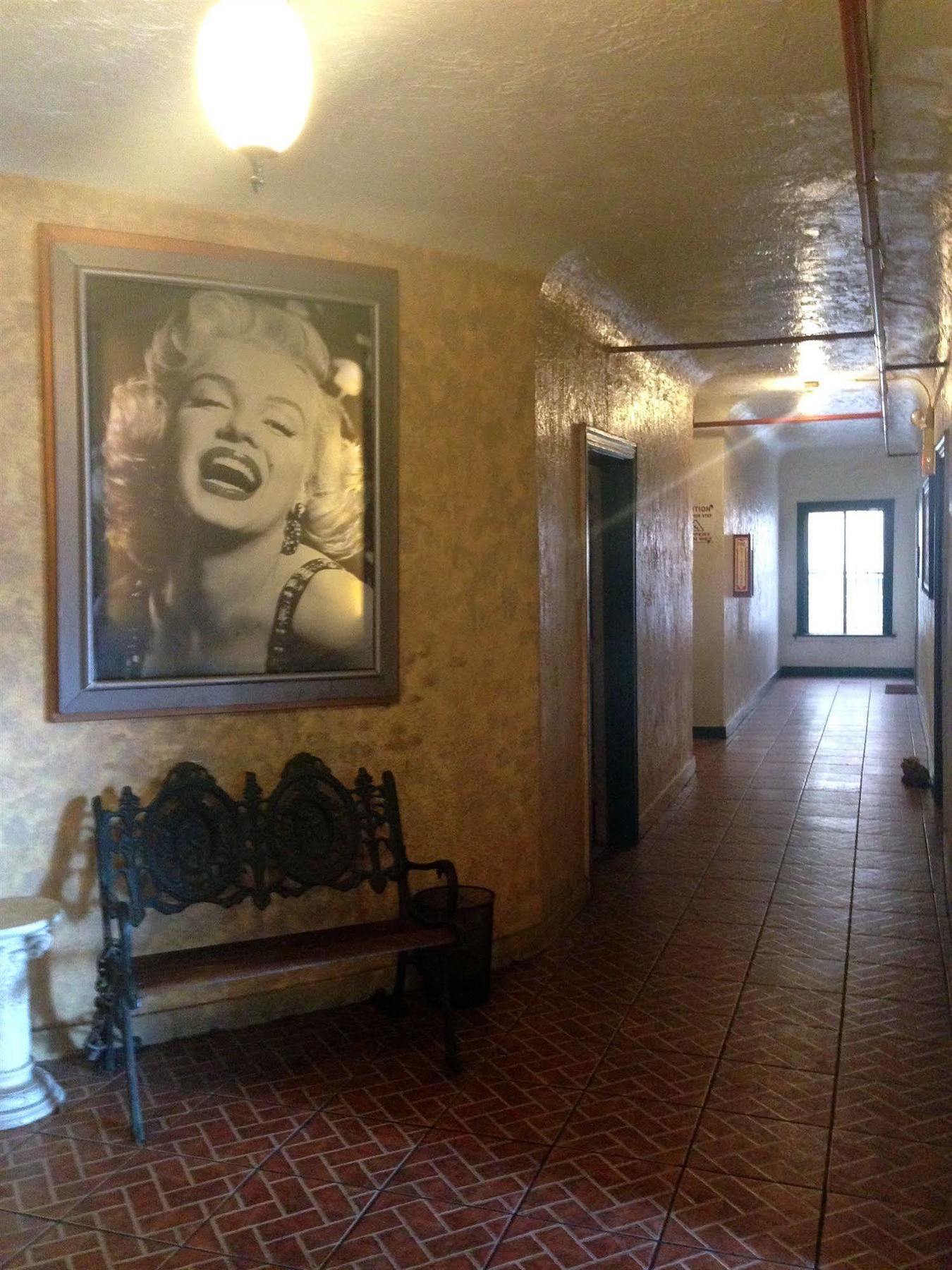 Hollywood Dream Hotel