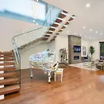 Villa G