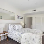Beautiful 2Bd 2Bt In Amazing Location