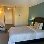 La/Beverly Hills Hotel Style Suite
