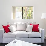 Hollywood Stay