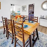 Charming Spanish Mid-Century Gem Near Lax/Beaches
