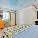 Mid City Inn