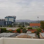 La Close To Melrose Hill 30 Day Stays