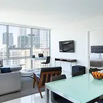 Luxurious Highrise 2B 2B Apartment Heart Of Downtown La