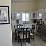 North Hollywood Apartments