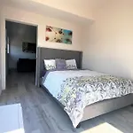 Unique Gem 3Bd 2Ba Apartment With Stunning Views