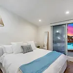 Modern Bali-Inspired Hills Retreat