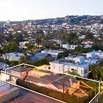 Beverly Grove Spanish Oasis With Pool & Parking