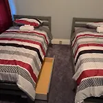 2 Bedroom Home Near Downtown La