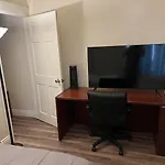 Private Los Angeles Room - Free Wifi, Ac, Tv, Private Fridge, Kitchen, Near Usc - Exposition Park - Usc Memorial Coliseum - Banc Of California Bmo Stadium - Downtown Los Angeles Dtla - University Of Southern California Usc!!