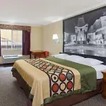 Super 8 By Wyndham Los Angeles Downtown