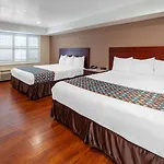 Travelodge By Wyndham Harbor City