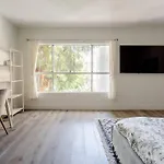 Weho 3Bdm Penthouse