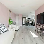 Stunning Hollywood Townhouse With Sunny Views