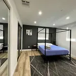 4Br Townhouse In Mid City -Cr1