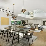 Ultra-Modern Mansion In The Heart Of Beverly Hills
