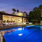 Ultra-Modern Mansion In The Heart Of Beverly Hills