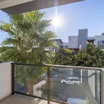 Hollywood Walk Of Fame Furnished Apartments