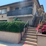 Luxking2Bd2Cargarageinstnthotwaterdesignercarpet