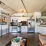 Charming Lofts In The Heart Of Hollywood