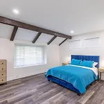 Stunning, Newly Remodeled Bright Home