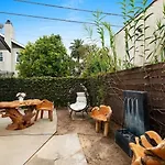Culver City 2 Bedroom Walking Distance To Downtown Unit B