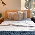 2Bdr & Parking 5-10Min To Santa Monica Pier