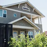Cheerful Mid-City Gem